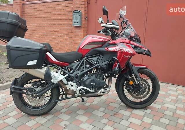 Красный Бенелли TRK 502X, объемом двигателя 0.5 л и пробегом 13 тыс. км за 5500 $, фото 6 на Automoto.ua