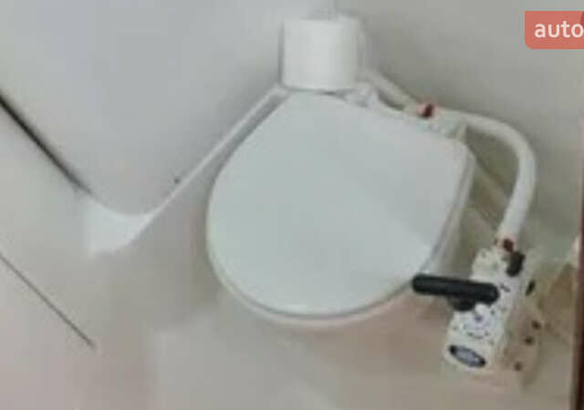 Бежевий Бенетюа Окєаніс, об'ємом двигуна 2.3 л та пробігом 200 тис. км за 130000 $, фото 7 на Automoto.ua