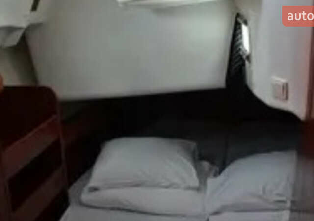 Бежевий Бенетюа Окєаніс, об'ємом двигуна 2.3 л та пробігом 200 тис. км за 130000 $, фото 6 на Automoto.ua