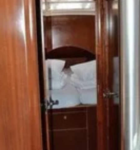 Бежевий Бенетюа Окєаніс, об'ємом двигуна 2.3 л та пробігом 200 тис. км за 130000 $, фото 4 на Automoto.ua