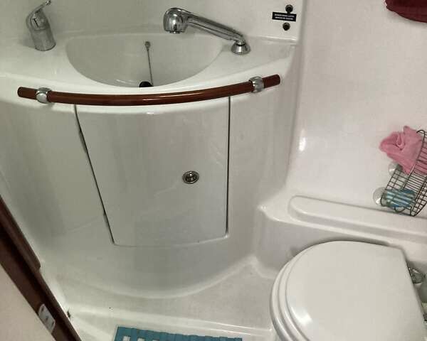 Бежевий Бенетюа Окєаніс, об'ємом двигуна 2.3 л та пробігом 200 тис. км за 130000 $, фото 15 на Automoto.ua