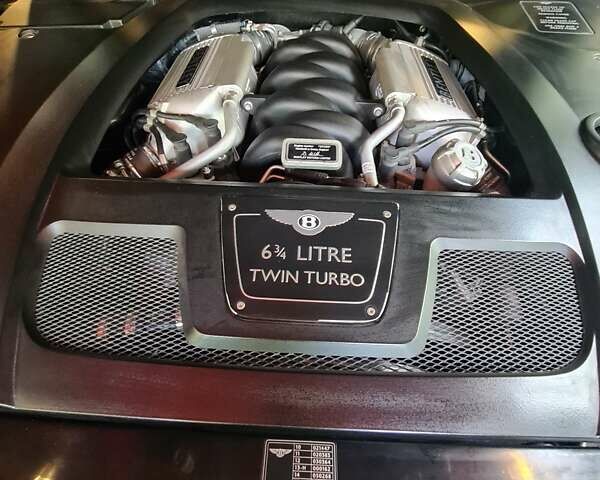 Черный Бентли Арнаж, объемом двигателя 6.76 л и пробегом 60 тыс. км за 70000 $, фото 27 на Automoto.ua