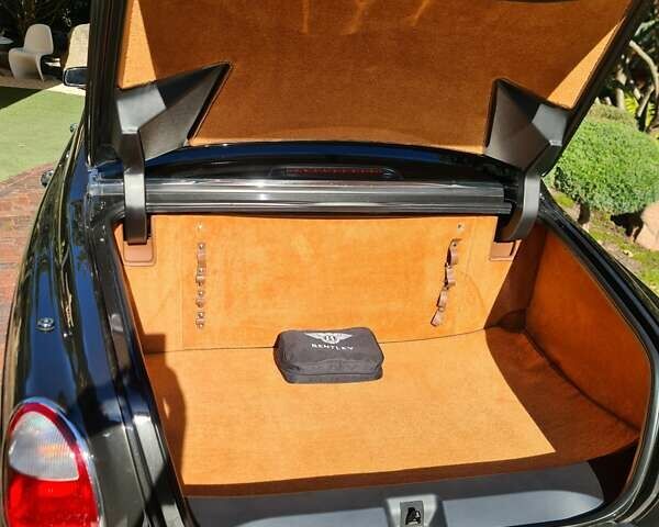 Черный Бентли Арнаж, объемом двигателя 6.76 л и пробегом 60 тыс. км за 70000 $, фото 16 на Automoto.ua