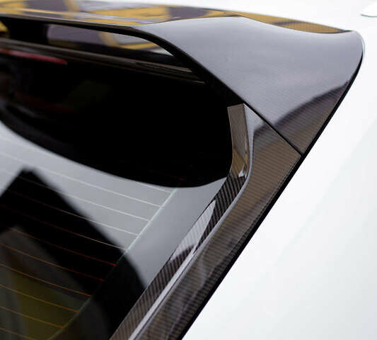 Білий Бентлі Бентайга, об'ємом двигуна 4 л та пробігом 32 тис. км за 155000 $, фото 12 на Automoto.ua