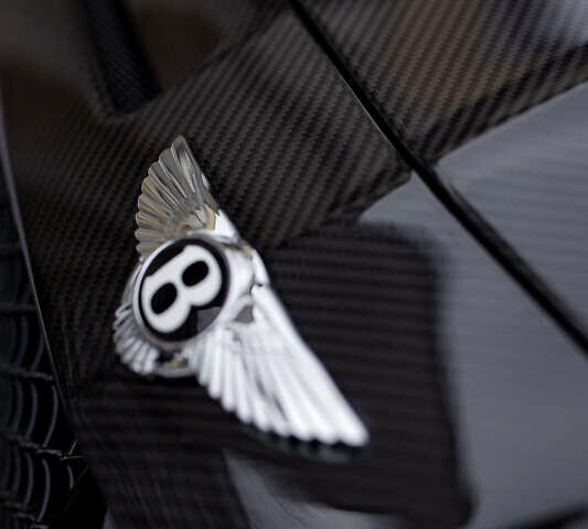 Білий Бентлі Бентайга, об'ємом двигуна 4 л та пробігом 32 тис. км за 155000 $, фото 4 на Automoto.ua