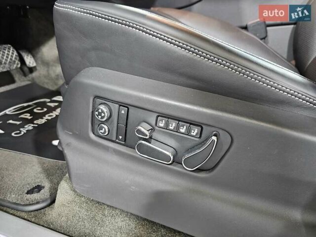 Білий Бентлі Бентайга, об'ємом двигуна 3 л та пробігом 44 тис. км за 171999 $, фото 22 на Automoto.ua