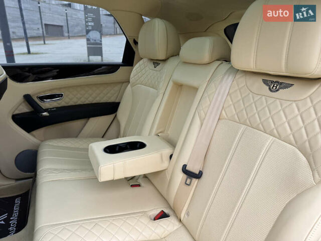 Бежевый Бентли Бентайга, объемом двигателя 5.95 л и пробегом 44 тыс. км за 119999 $, фото 23 на Automoto.ua