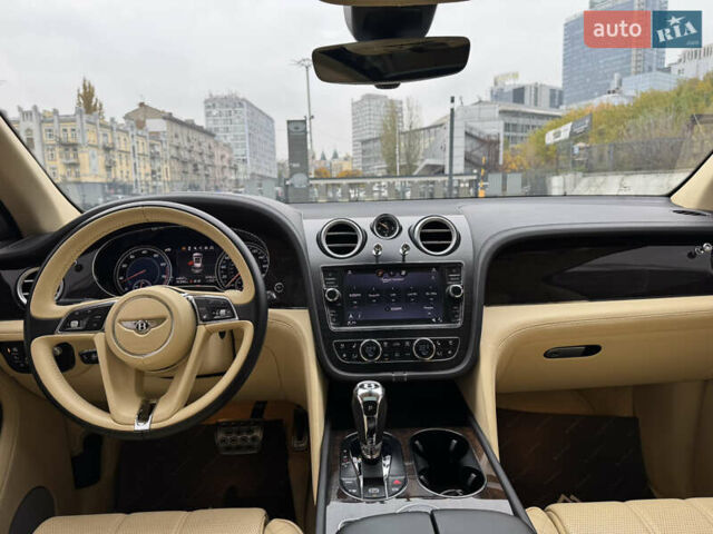 Бежевый Бентли Бентайга, объемом двигателя 5.95 л и пробегом 44 тыс. км за 119999 $, фото 17 на Automoto.ua