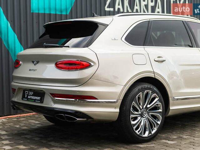 Бежевый Бентли Бентайга, объемом двигателя 4 л и пробегом 33 тыс. км за 215000 $, фото 17 на Automoto.ua