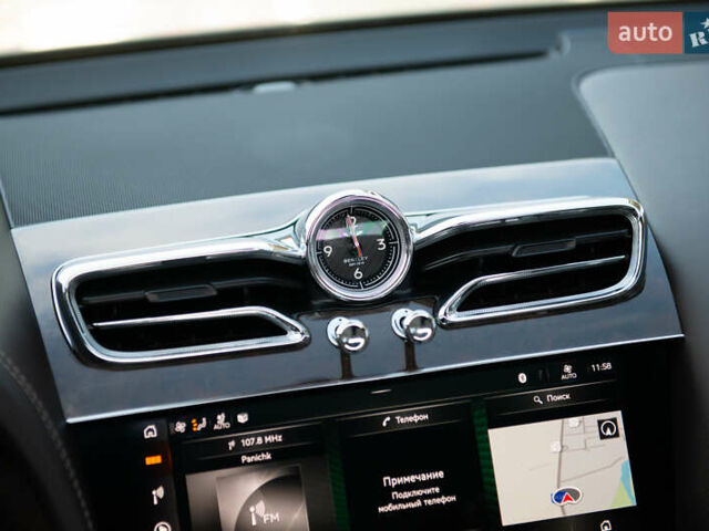 Бежевый Бентли Бентайга, объемом двигателя 4 л и пробегом 33 тыс. км за 215000 $, фото 27 на Automoto.ua