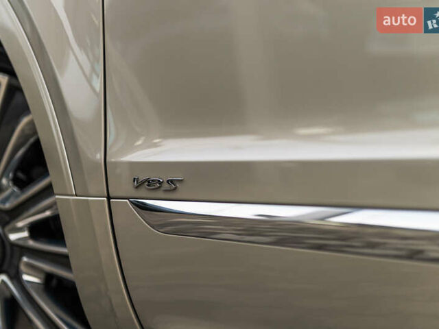 Бежевый Бентли Бентайга, объемом двигателя 4 л и пробегом 33 тыс. км за 215000 $, фото 9 на Automoto.ua