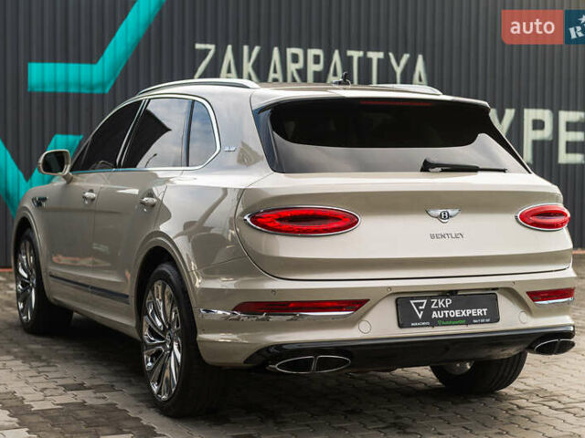 Бежевый Бентли Бентайга, объемом двигателя 4 л и пробегом 33 тыс. км за 215000 $, фото 14 на Automoto.ua