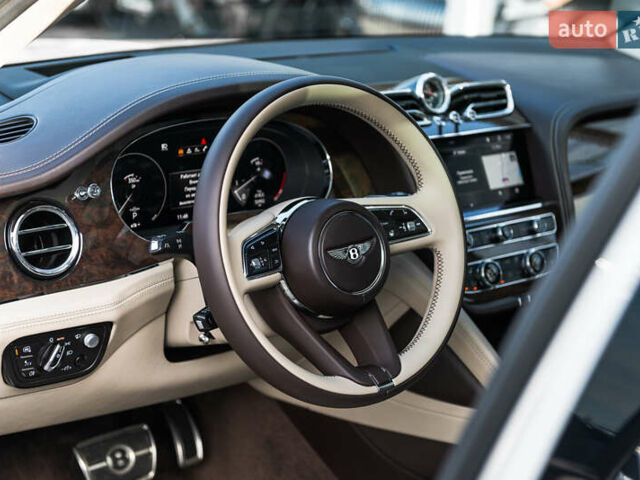 Бежевый Бентли Бентайга, объемом двигателя 4 л и пробегом 33 тыс. км за 215000 $, фото 23 на Automoto.ua