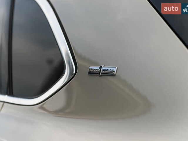 Бежевый Бентли Бентайга, объемом двигателя 4 л и пробегом 33 тыс. км за 215000 $, фото 10 на Automoto.ua