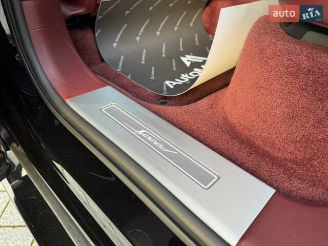 Черный Бентли Бентайга, объемом двигателя 5.95 л и пробегом 15 тыс. км за 220000 $, фото 34 на Automoto.ua