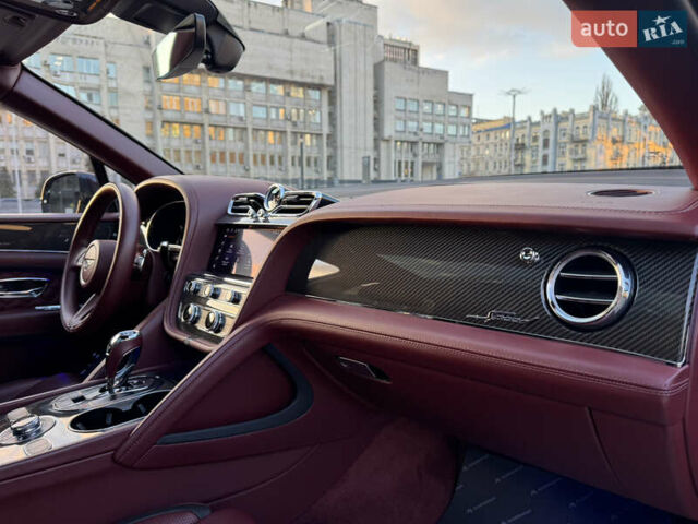 Черный Бентли Бентайга, объемом двигателя 5.95 л и пробегом 15 тыс. км за 220000 $, фото 45 на Automoto.ua