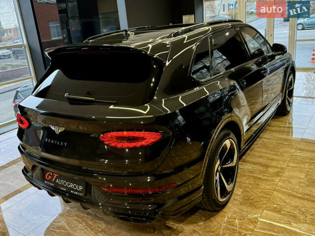 Чорний Бентлі Бентайга, об'ємом двигуна 4 л та пробігом 6 тис. км за 250000 $, фото 19 на Automoto.ua