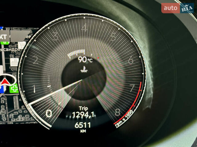 Чорний Бентлі Бентайга, об'ємом двигуна 4 л та пробігом 6 тис. км за 250000 $, фото 39 на Automoto.ua