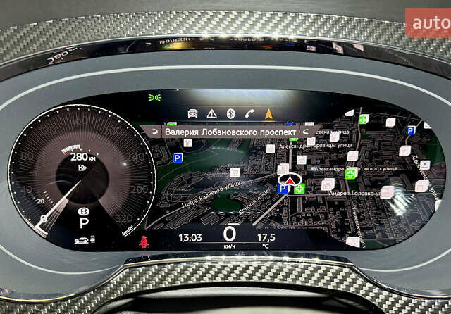 Чорний Бентлі Бентайга, об'ємом двигуна 4 л та пробігом 6 тис. км за 250000 $, фото 37 на Automoto.ua