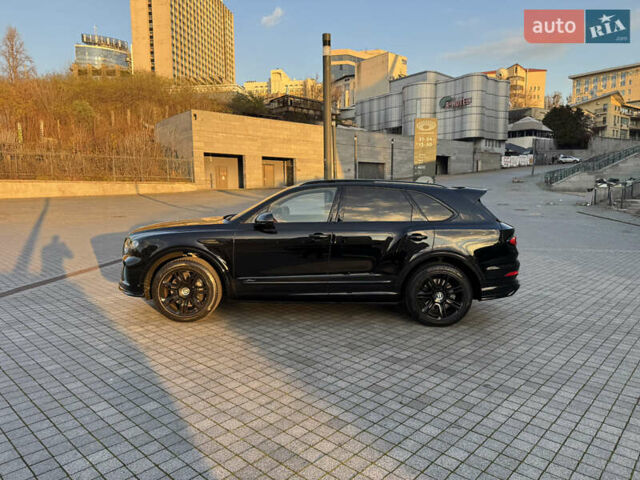 Черный Бентли Бентайга, объемом двигателя 5.95 л и пробегом 15 тыс. км за 220000 $, фото 3 на Automoto.ua