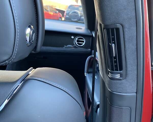 Бентли Бентайга 2019 в Одессе на Automoto.ua Красный Бентли Бентайга, объемом двигателя 6 л и пробегом 10 тыс. км за 329609 $, фото 24 на Automoto.ua