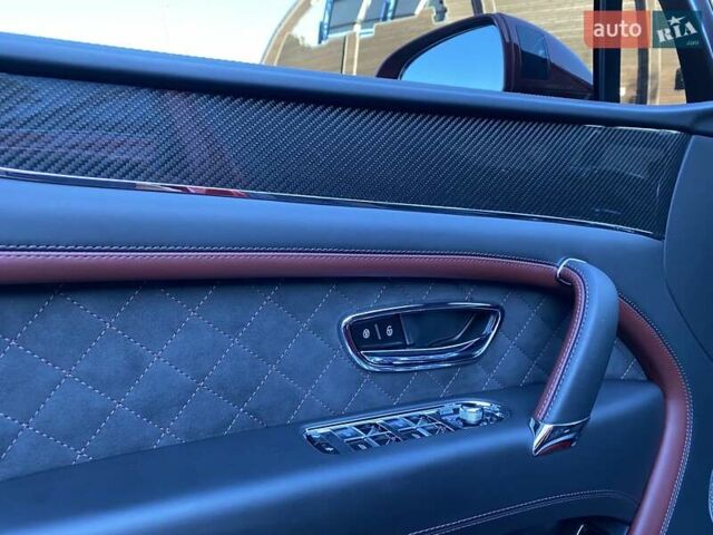 Бентли Бентайга 2019 в Одессе на Automoto.ua Красный Бентли Бентайга, объемом двигателя 6 л и пробегом 10 тыс. км за 329609 $, фото 39 на Automoto.ua