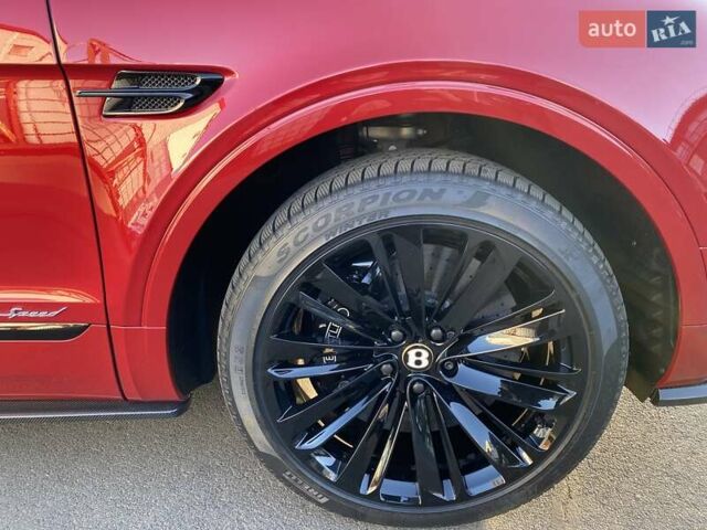 Бентли Бентайга 2019 в Одессе на Automoto.ua Красный Бентли Бентайга, объемом двигателя 6 л и пробегом 10 тыс. км за 329609 $, фото 6 на Automoto.ua