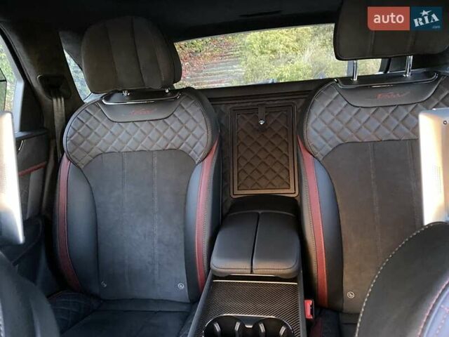 Бентли Бентайга 2019 в Одессе на Automoto.ua Красный Бентли Бентайга, объемом двигателя 6 л и пробегом 10 тыс. км за 329609 $, фото 32 на Automoto.ua