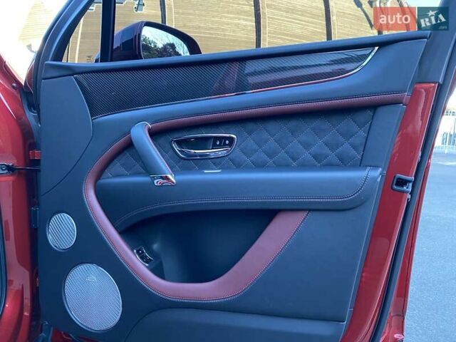 Бентли Бентайга 2019 в Одессе на Automoto.ua Красный Бентли Бентайга, объемом двигателя 6 л и пробегом 10 тыс. км за 329609 $, фото 27 на Automoto.ua