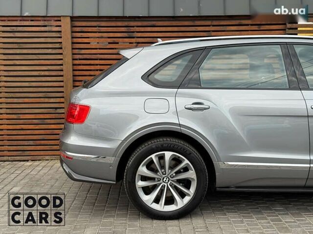 Бентлі Бентайга, об'ємом двигуна 6 л та пробігом 68 тис. км за 105000 $, фото 9 на Automoto.ua