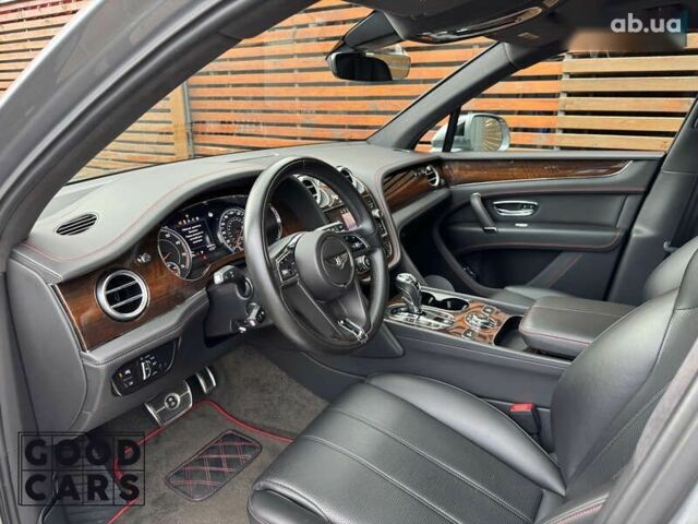Бентлі Бентайга, об'ємом двигуна 6 л та пробігом 68 тис. км за 105000 $, фото 14 на Automoto.ua