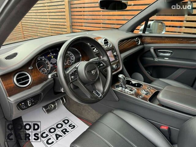 Бентлі Бентайга, об'ємом двигуна 6 л та пробігом 68 тис. км за 105000 $, фото 19 на Automoto.ua