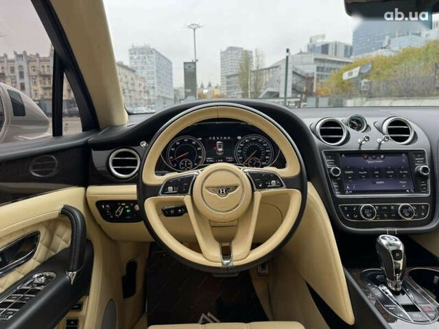 Бентлі Бентайга, об'ємом двигуна 6 л та пробігом 44 тис. км за 119999 $, фото 16 на Automoto.ua