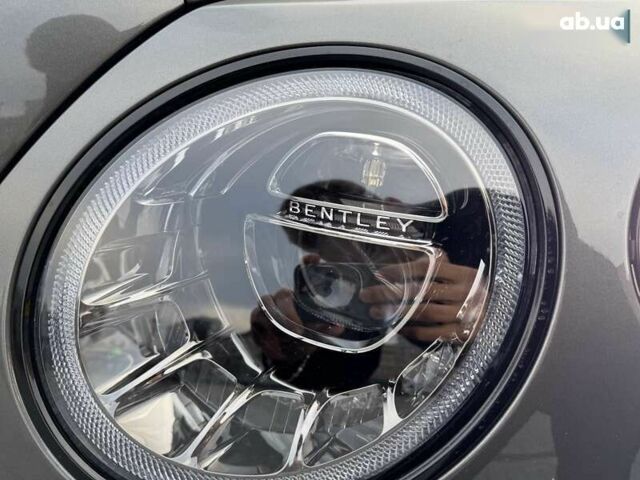 Бентли Бентайга, объемом двигателя 6 л и пробегом 49 тыс. км за 179000 $, фото 13 на Automoto.ua