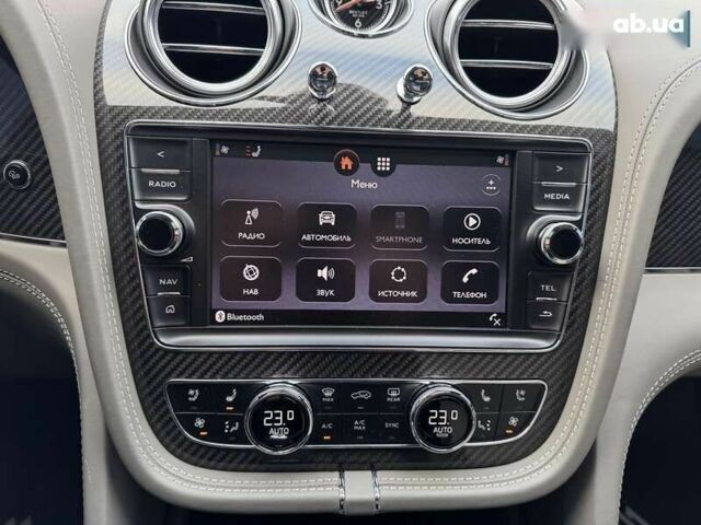 Бентли Бентайга, объемом двигателя 6 л и пробегом 49 тыс. км за 179000 $, фото 22 на Automoto.ua