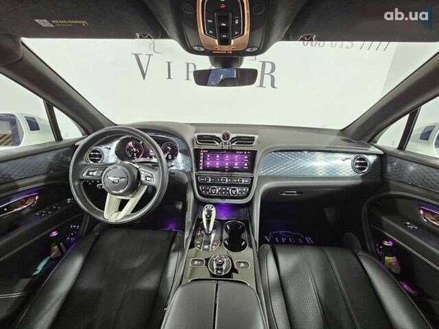 Бентли Бентайга, объемом двигателя 0 л и пробегом 44 тыс. км за 171999 $, фото 15 на Automoto.ua