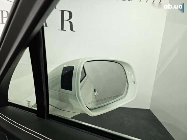 Бентли Бентайга, объемом двигателя 0 л и пробегом 44 тыс. км за 171999 $, фото 19 на Automoto.ua