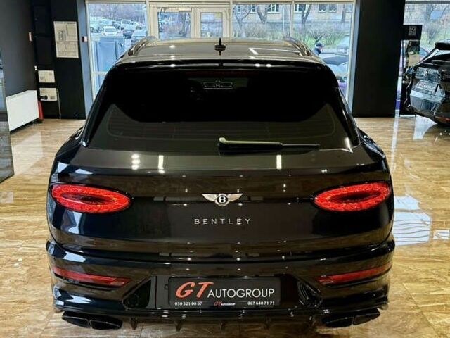 Бентли Бентайга, объемом двигателя 4 л и пробегом 6 тыс. км за 250000 $, фото 15 на Automoto.ua
