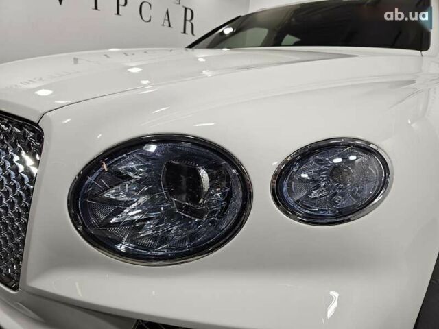 Бентли Бентайга, объемом двигателя 0 л и пробегом 44 тыс. км за 171999 $, фото 4 на Automoto.ua