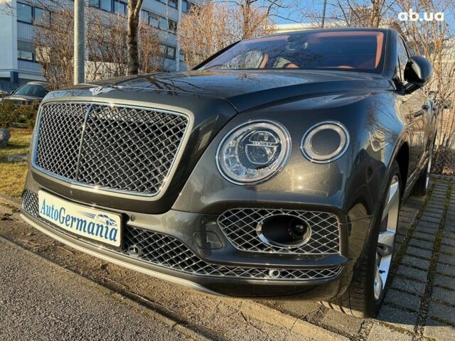 Бентлі Бентайга, об'ємом двигуна 4 л та пробігом 2 тис. км за 211883 $, фото 33 на Automoto.ua