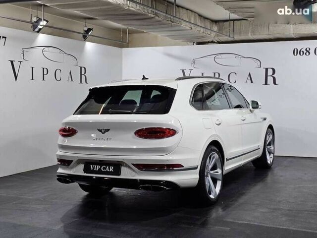 Бентли Бентайга, объемом двигателя 0 л и пробегом 44 тыс. км за 171999 $, фото 9 на Automoto.ua
