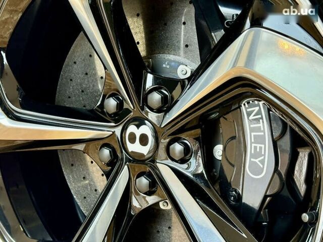 Бентли Бентайга, объемом двигателя 4 л и пробегом 6 тыс. км за 250000 $, фото 9 на Automoto.ua