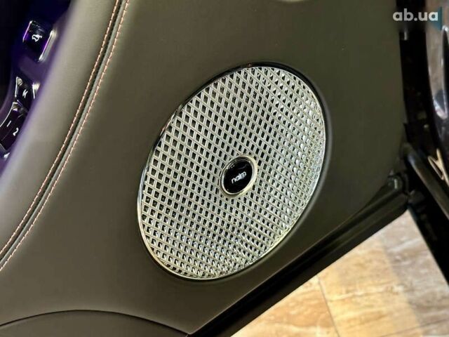 Бентли Бентайга, объемом двигателя 4 л и пробегом 6 тыс. км за 250000 $, фото 29 на Automoto.ua