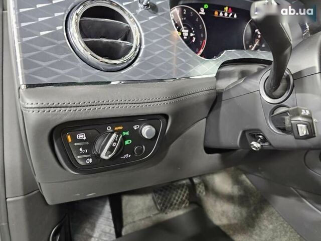 Бентли Бентайга, объемом двигателя 0 л и пробегом 44 тыс. км за 171999 $, фото 23 на Automoto.ua