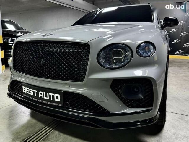 Бентлі Бентайга, об'ємом двигуна 4 л та пробігом 25 тис. км за 199500 $, фото 20 на Automoto.ua