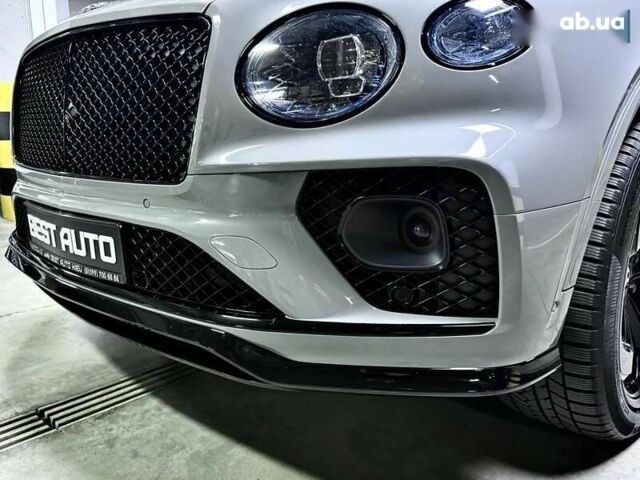 Бентлі Бентайга, об'ємом двигуна 4 л та пробігом 25 тис. км за 199500 $, фото 21 на Automoto.ua