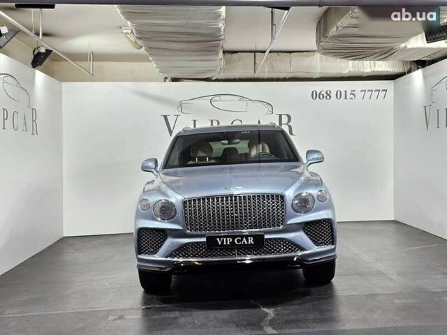 Бентли Бентайга, объемом двигателя 4 л и пробегом 8 тыс. км за 209999 $, фото 2 на Automoto.ua
