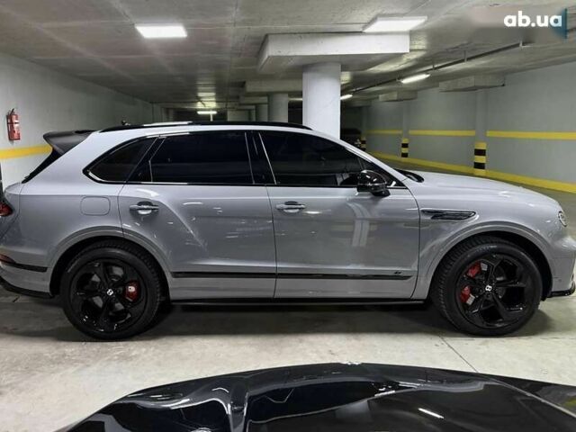 Бентлі Бентайга, об'ємом двигуна 4 л та пробігом 25 тис. км за 199500 $, фото 6 на Automoto.ua