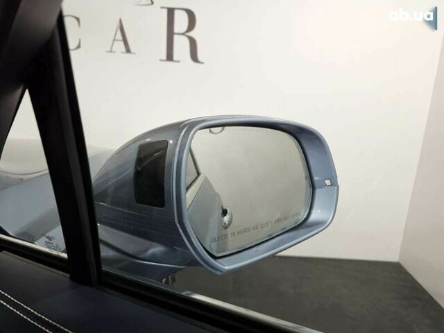 Бентли Бентайга, объемом двигателя 4 л и пробегом 8 тыс. км за 209999 $, фото 18 на Automoto.ua