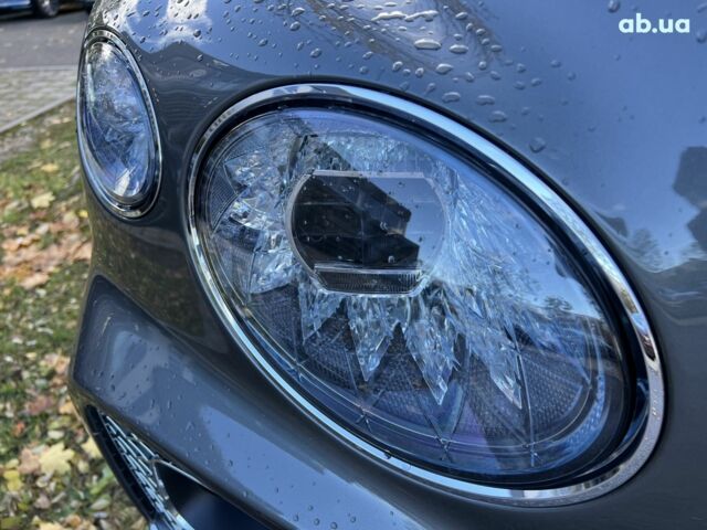 Бентлі Бентайга, об'ємом двигуна 4 л та пробігом 0 тис. км за 324084 $, фото 9 на Automoto.ua